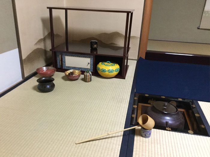 A 187 蓋置 三葉 かたつむり・豊斎作